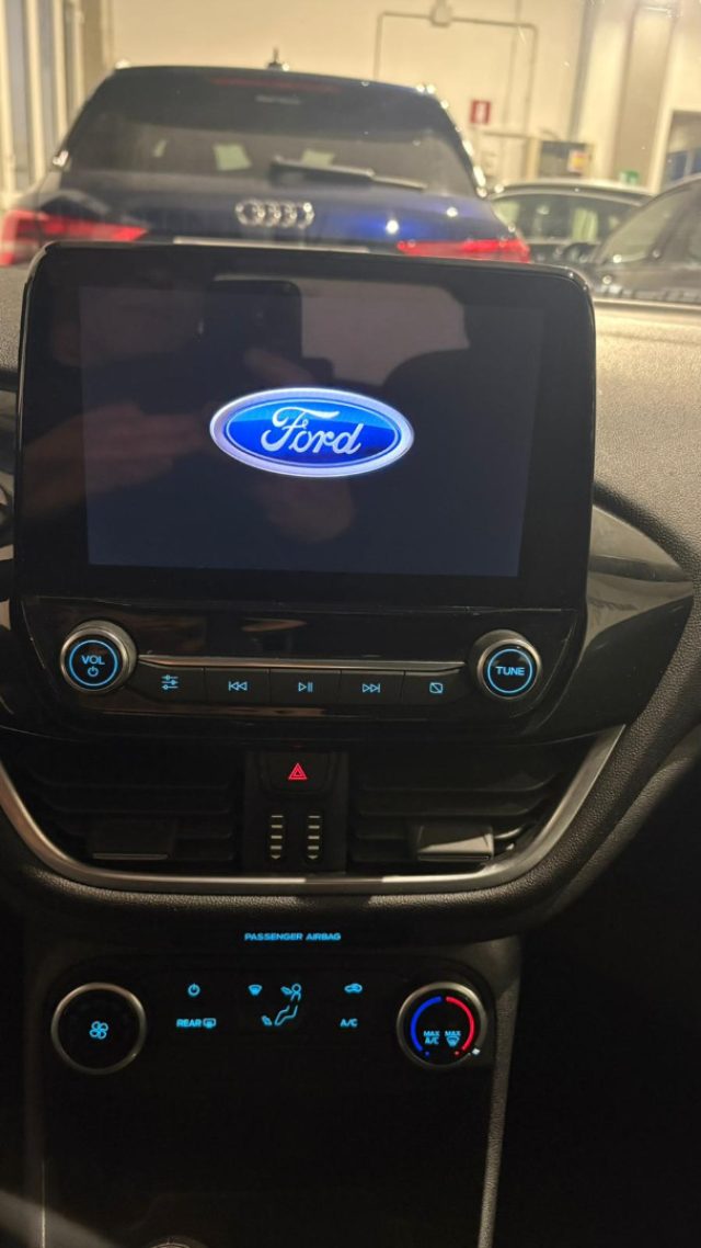 FORD Fiesta usata, con Autoradio