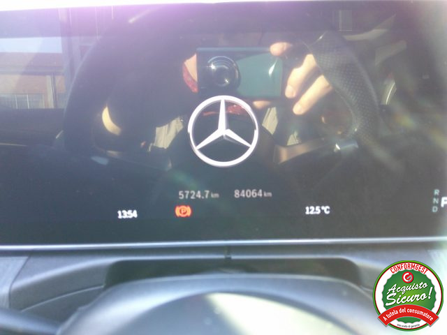 MERCEDES-BENZ C 220 usata, con Autoradio digitale