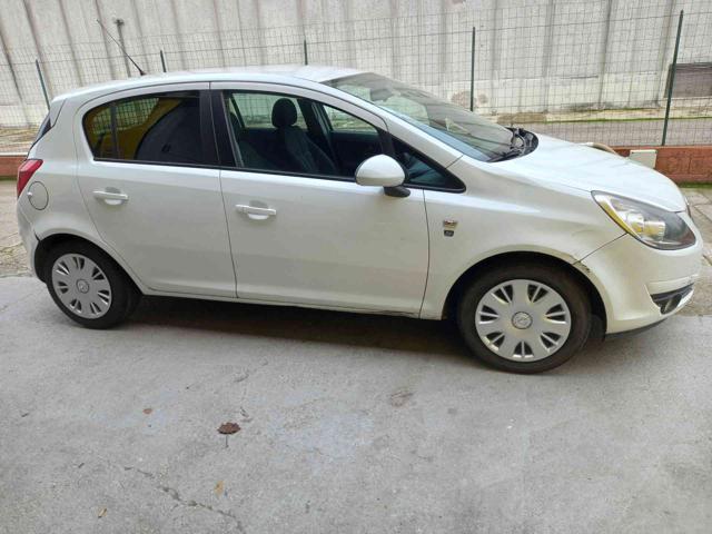 OPEL Corsa usata, con Chiusura centralizzata