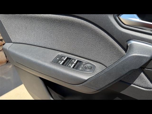 RENAULT Captur usata, con Specchietti laterali elettrici