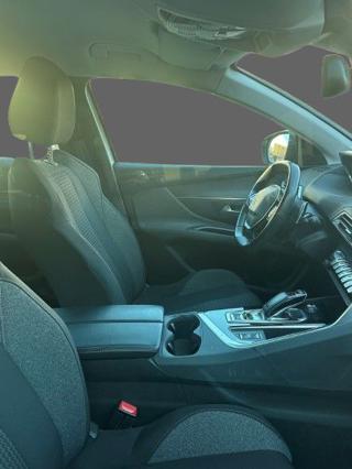 PEUGEOT 3008 usata, con Airbag