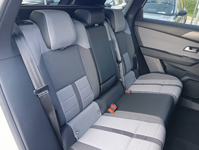 OPEL Grandland usata, con Regolazione elettrica sedili