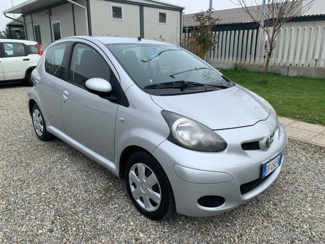 TOYOTA Aygo usata, con Airbag laterali