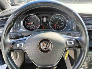 VOLKSWAGEN Golf Variant usata, con Autoradio