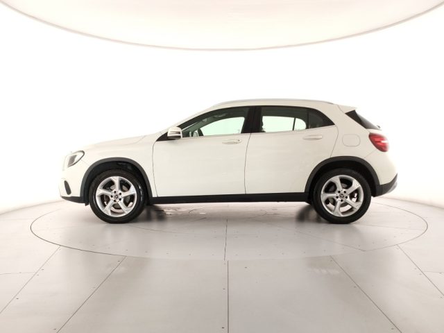 MERCEDES-BENZ GLA 180 usata, con Airbag Passeggero