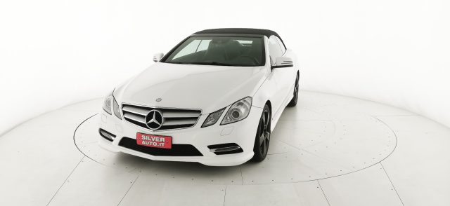 MERCEDES-BENZ E 220 usata, con Sospensioni pneumatiche