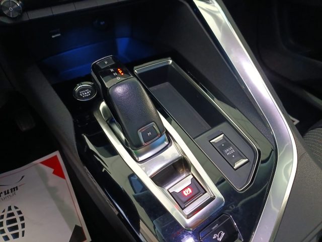 PEUGEOT 3008 usata, con Controllo automatico clima