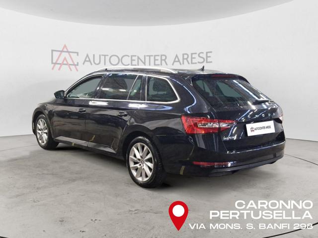 SKODA Superb usata, con Airbag laterali