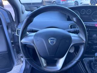 LANCIA Ypsilon usata, con Controllo trazione