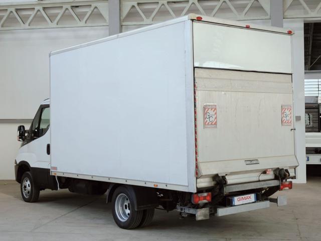 IVECO Daily usata, con Climatizzatore