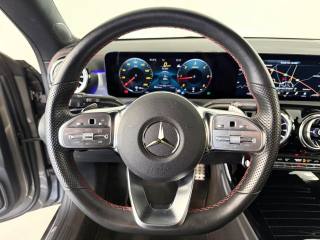 MERCEDES-BENZ CLA 200 usata, con Controllo automatico clima