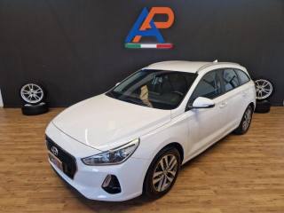 HYUNDAI i30 usata, con Airbag