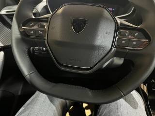 PEUGEOT 2008 usata, con Controllo trazione