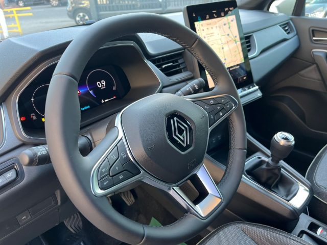 RENAULT Captur usata, con Autoradio digitale