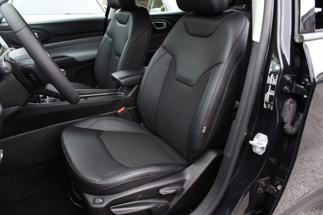 JEEP Compass usata, con Autoradio