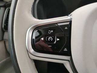 VOLVO XC90 usata, con Regolazione elettrica sedili