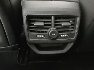 PEUGEOT 3008 usata, con Sedile posteriore sdoppiato