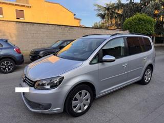 VOLKSWAGEN Touran usata, con Fendinebbia