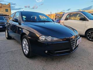 ALFA ROMEO 147 usata, con Airbag