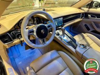PORSCHE Panamera usata, con Boardcomputer
