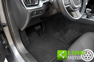 VOLVO V60 usata, con Autoradio digitale