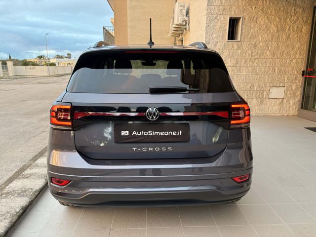 VOLKSWAGEN T-Cross usata, con Autoradio