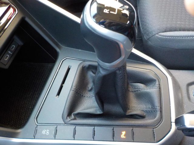 VOLKSWAGEN Taigo usata, con Specchietti laterali elettrici