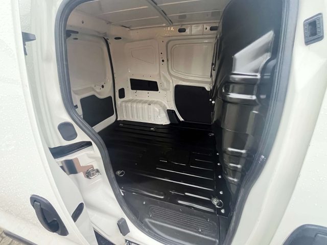 FIAT Fiorino usata, con Autoradio