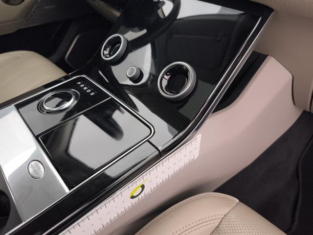 LAND ROVER Range Rover Velar usata, con Sound system