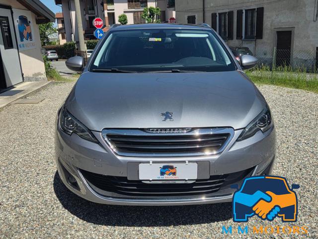 PEUGEOT 308 usata, con Airbag