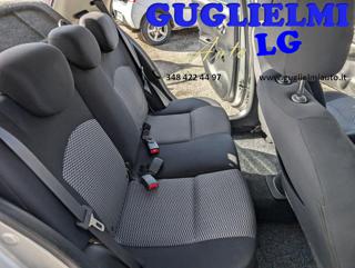 NISSAN Micra usata, con USB