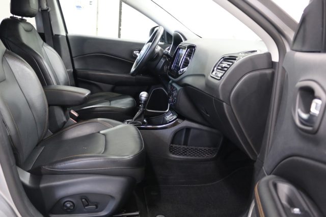 JEEP Compass usata, con Bluetooth