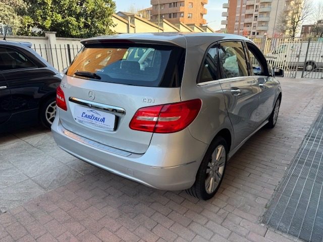 MERCEDES-BENZ B 180 usata, con Airbag Passeggero