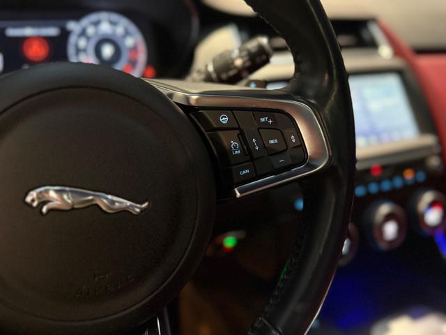 JAGUAR E-Pace usata, con Sedili riscaldati
