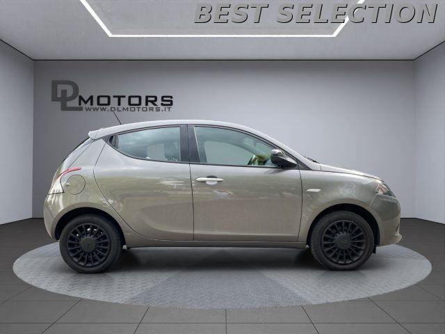 LANCIA Ypsilon usata, con Sedile posteriore sdoppiato