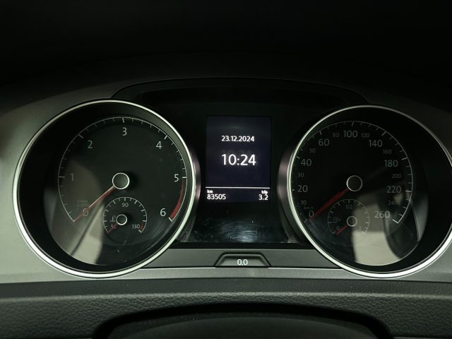 VOLKSWAGEN Golf usata, con Cruise Control