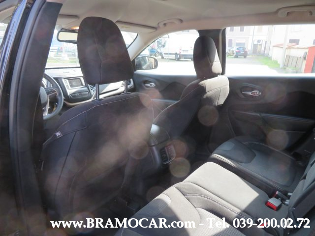 JEEP Cherokee usata, con USB