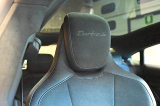 PORSCHE Taycan usata 74