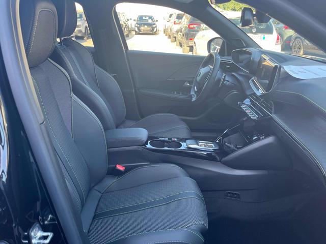 PEUGEOT 2008 usata, con Boardcomputer