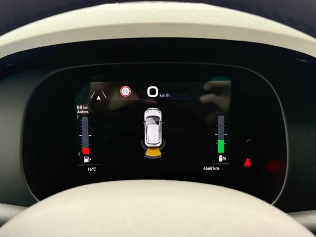 FIAT Panda Cross usata, con Volante in pelle