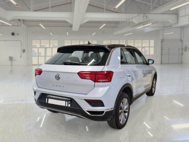 VOLKSWAGEN T-Roc usata, con Airbag
