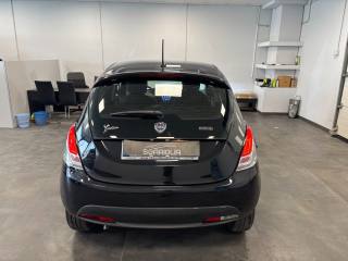 LANCIA Ypsilon usata, con Autoradio