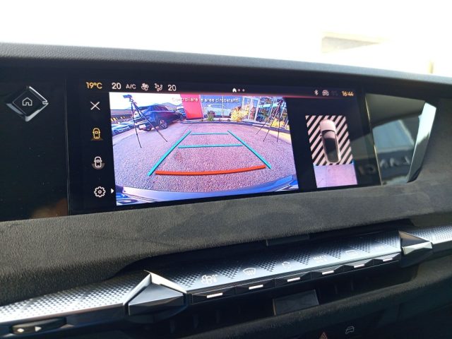 DS AUTOMOBILES DS 4 usata, con Autoradio digitale