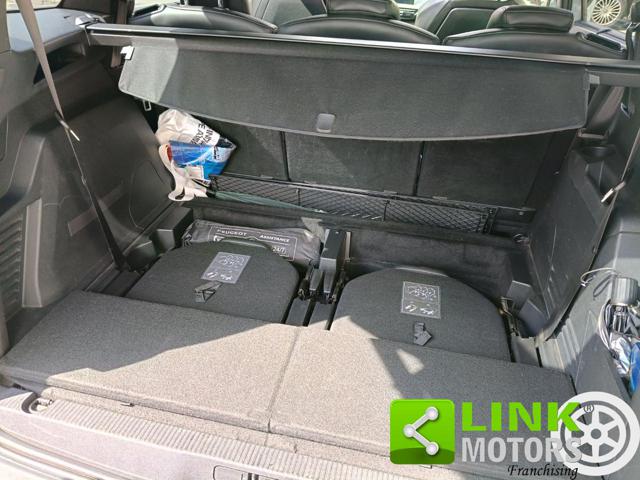 PEUGEOT 5008 usata, con Regolazione elettrica sedili