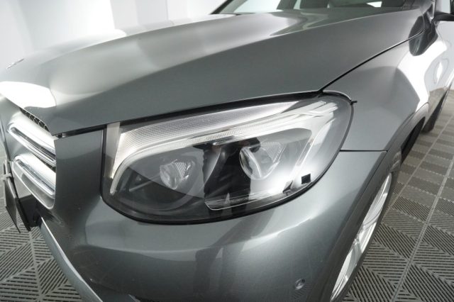 MERCEDES-BENZ GLC 220 usata 13