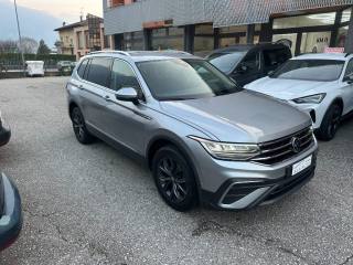 VOLKSWAGEN Tiguan Allspace usata, con Airbag laterali
