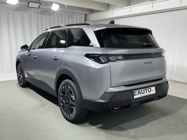 PEUGEOT 5008 usata, con Autoradio