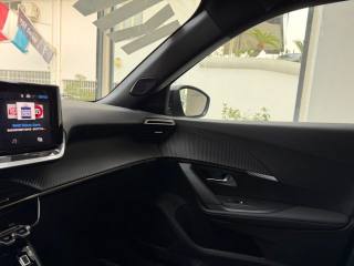 PEUGEOT 2008 usata, con Vivavoce