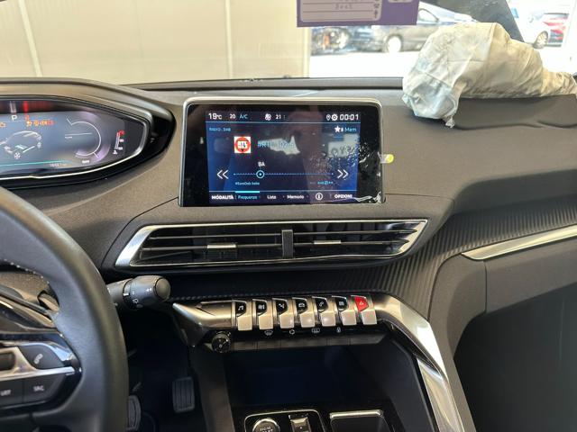PEUGEOT 3008 usata, con Specchietti laterali elettrici