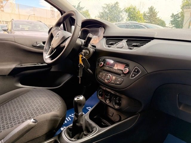 OPEL Corsa usata, con Controllo automatico clima